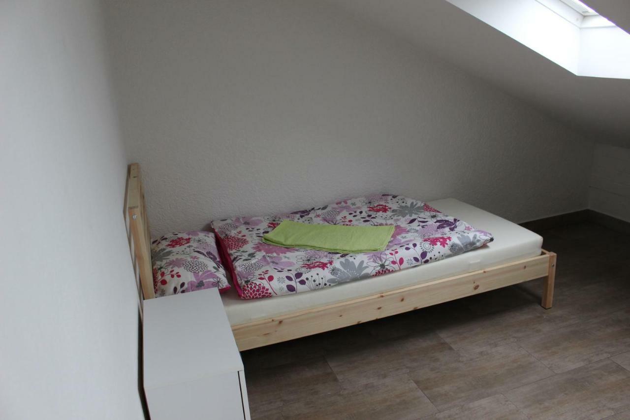 Zv-Scholtz Gaestehaus Neuoetting Simbacher Strasse 7 外观 照片